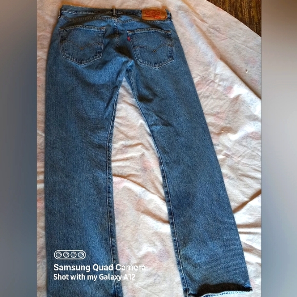Levi 501 Button-Fly Jeans - Picture 9 of 11